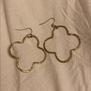 Adorable gold hoop earrings!